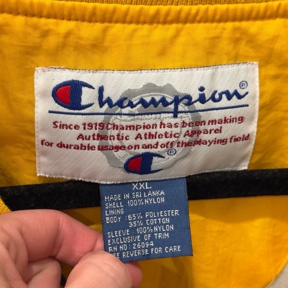 Vintage Minnesota Vikings Windbreaker Champion Embroidered - Picture 3 of 9